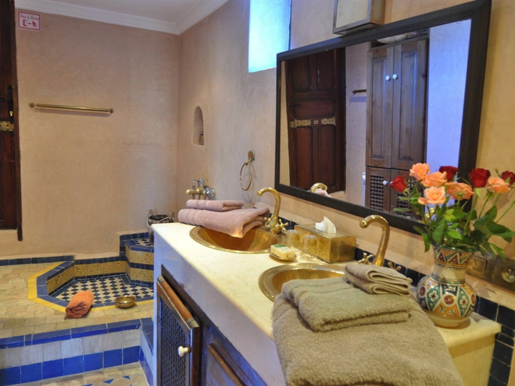 Riad Adarissa Fez Exterior foto
